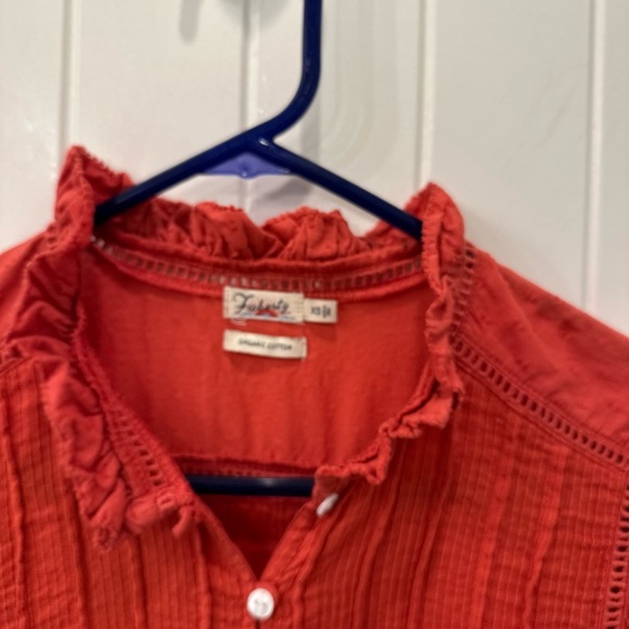 Faherty Willa Red Button Down Organic Cotton Ruffle Trim Blouse Size XS - Picture 3 of 7